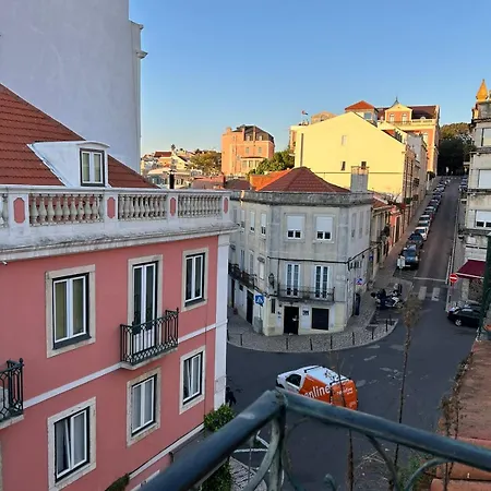 Cozy With A View Of The 25 De Abril Bridge Lisboa